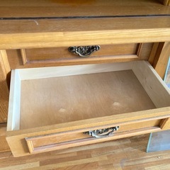 食器棚　サイドボードの画像