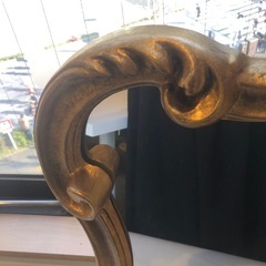 高級家具　アンティーク風の画像