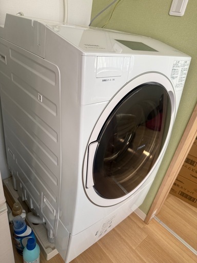【値下げ】2021年製ドラム式洗濯機　東芝zaboon TW-127X9L(W)