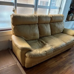 3人掛けソファーの画像