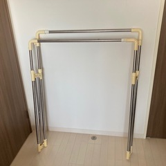 室内物干しの画像