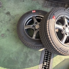 スタッドレスタイヤ(2026年2月購入)　195/65R15の画像