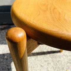 栗の木　スタッキングできる丸スツールST　【G14】　重ねる　重なる　軽量家具　軽い家具　無垢材　天然木　栗　木製　スツール　stool Japan 日本製　遊木舎　yubokusha の画像