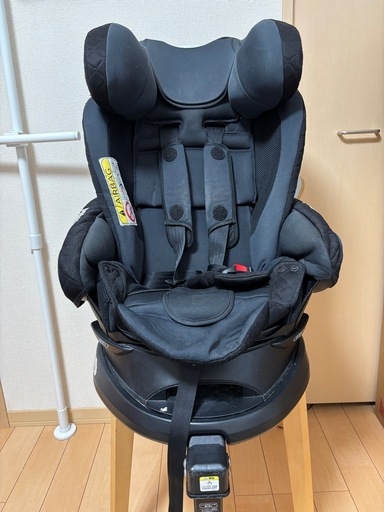 値下げ！Aprica チャイルドシート　ブラディグロウ