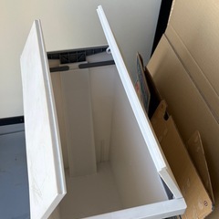 【550円】ペダル式ゴミ箱の画像