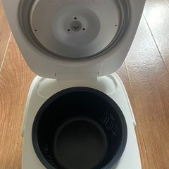炊飯器の画像