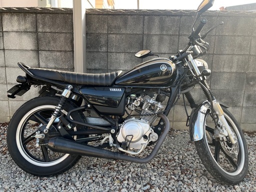 カフェレーサーYB125SP 燃費約 45km/L