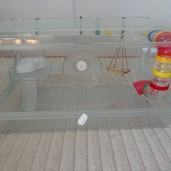 ハムスターケージなどまとめ売りの画像