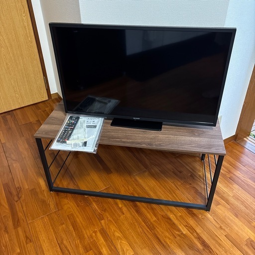 2024年製32型シャープAQUOS
