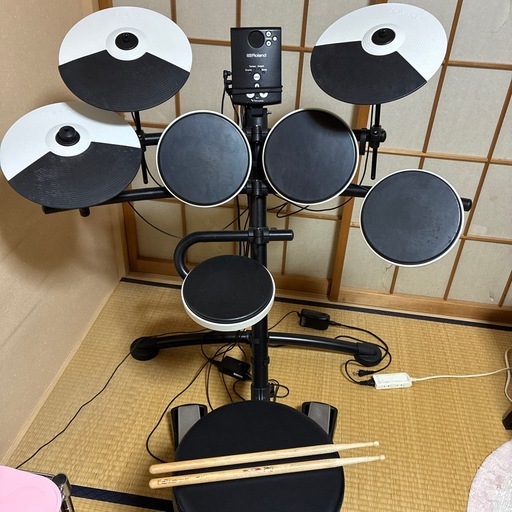 ローランド　電子ドラム　美品　取説なし