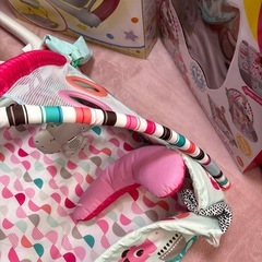 ベビーウォーカー　歩行器　プレイマットの画像