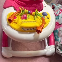 ベビーウォーカー　歩行器　プレイマットの画像