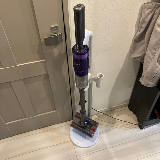 Dyson V8 Slim Fluffy SV19
