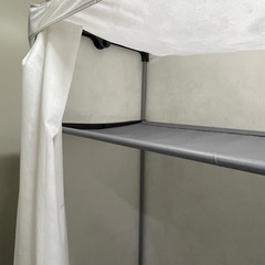 洋服ラックの画像