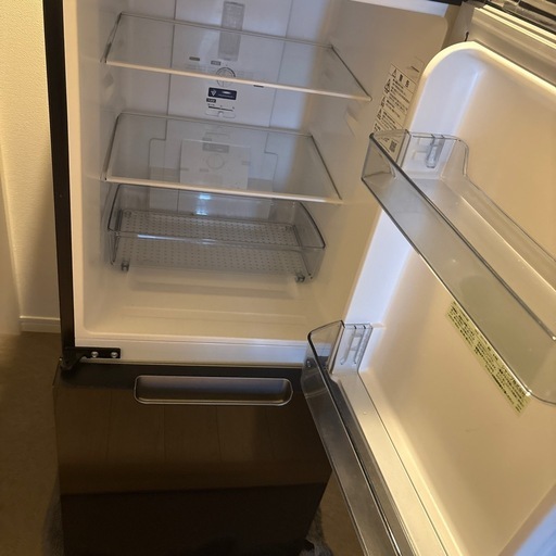 SHARP 冷蔵庫 シャープ超美品152L2024年製SJ- GD15K-B