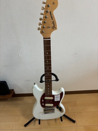 Fender Japan mustang olympic white