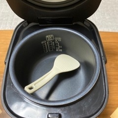 ◆炊飯器　アイリスオーヤマの画像