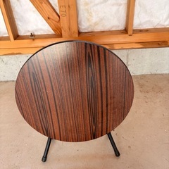 サイドテーブルの画像