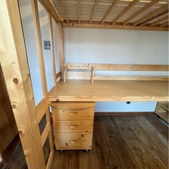 ⭐︎組立⭐︎勉強机＆ベッドの画像