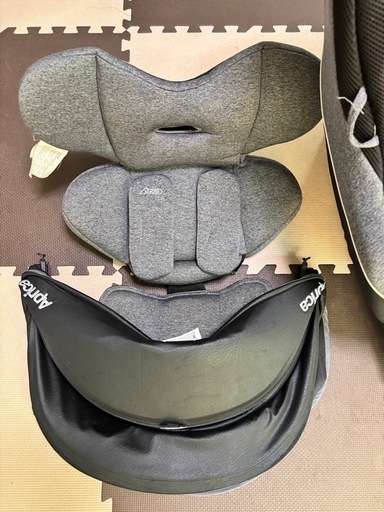アップリカ　クルリラ　チャイルドシート　ISOFIX