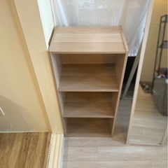 三段カラーボックスの画像