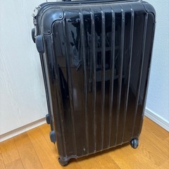 キャリーケースの画像