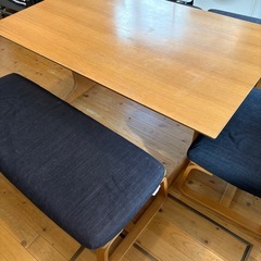 無印良品　リビングでもダイニングでもつかえるテーブルの画像