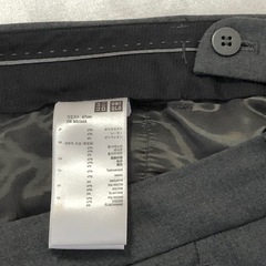 レディース　パンツスーツ　L  ウエスト67cm 　ミディアムグレー　ユニクロの画像