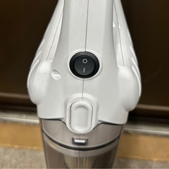 【2023年製】ベルソス スティック掃除機 ホワイト の画像