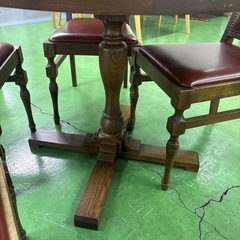 Calore  ダイニングテーブルセット　椅子4脚　丸テーブル　アンティークの画像