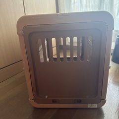 ペットキャリアの画像