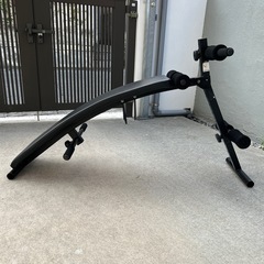 腹筋トレーニング器機の画像