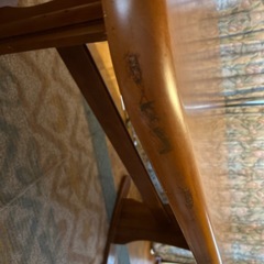 大きめの
テーブルの画像