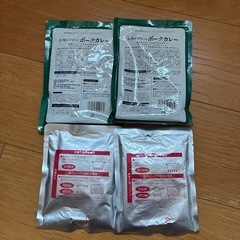 レトルトカレー　4食　バロー　ポークカレー　中辛　新品　の画像
