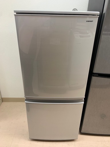美原店 シャープ 2ドア冷蔵庫 137L 2018年製 SHARP SJ-D14D-S 100Lクラス シルバー つけかえどっちもドア