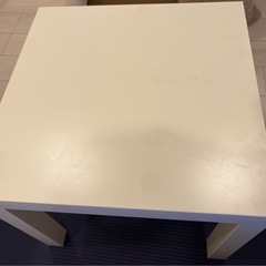 小さいテーブル　の画像