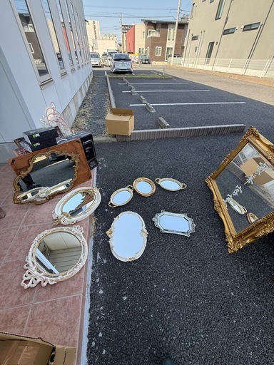 鏡、額縁、小物