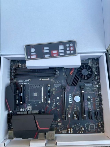 マザーボード