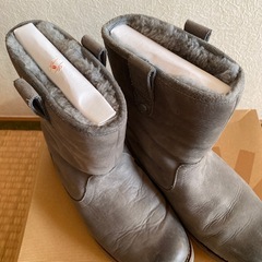 UGGメンズブーツの画像