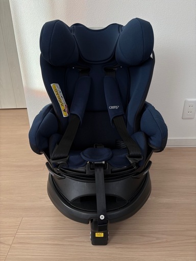 Apricaチャイルドシート　ディアターンプラスISOFIX