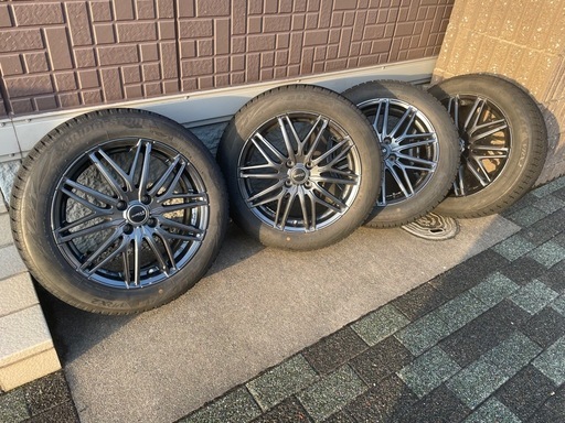 予定者決定済スタッドレス☃️四万円16インチほぼ新品ホイール4本付き