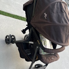 joie ベビーカーの画像