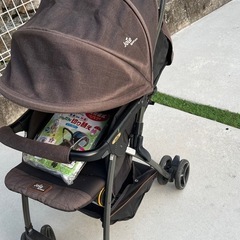 joie ベビーカーの画像