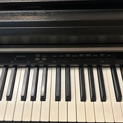 カワイの電子ピアノCN33の画像