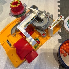 トラックのおもちゃの画像