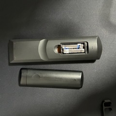 デジタルフルハイビジョンTVとモニターアームの画像