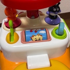 アンパンマン    よくばりビジーカーの画像