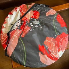 ポップアップテント2点の画像