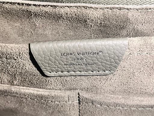 ヴィトン Vuitton スティーマー・バックパック カーキ　M26852