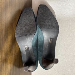 elegance nico グリーン ハイヒール フラワー装飾 パンプスの画像